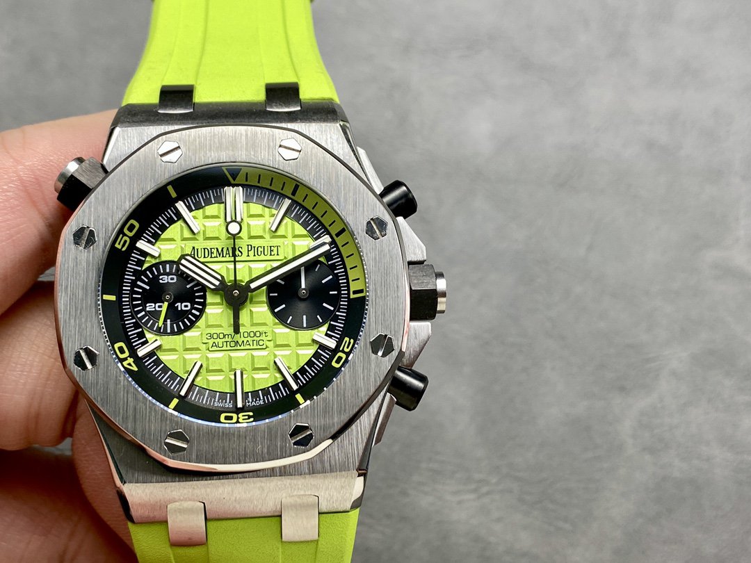 Audemars Piguet Royal Oak Offshore Diver 26703 1:1 Super clone