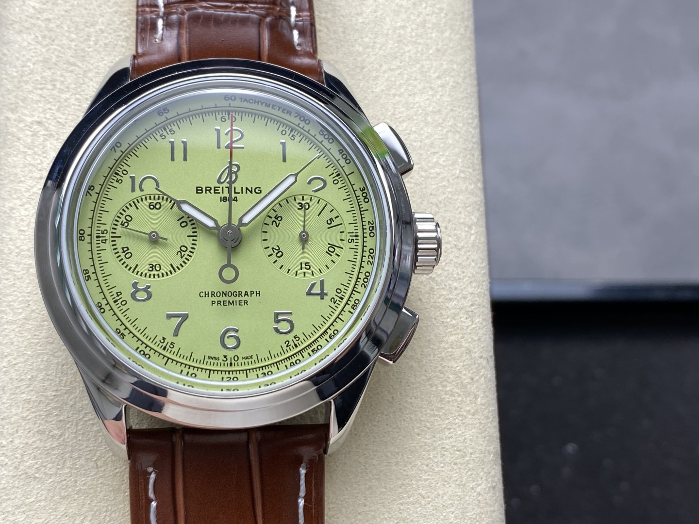 Breitling Premier B09 Chronograph