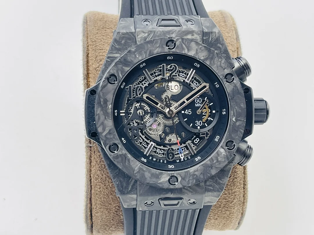 Hublot Carbon Fiber - 1:1 Swiss Clone 1 4d39d6_9e38df341ade4f099a6b5e242ef8ef84mv2-1.webp