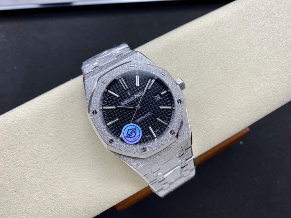 Audemars Piguet Royal Oak Frost 15410 - 1:1 Swiss Clone product image 2