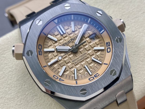 Audemars Piguet Royal Oak Offshore Diver 15710 — Configuration 03 product image 2