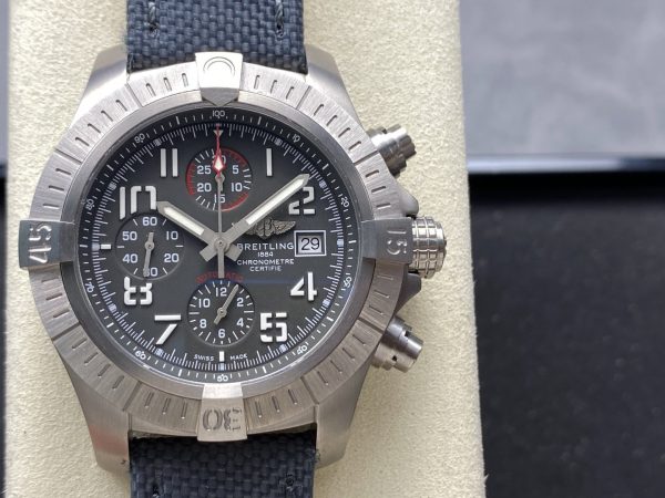 Breitling Avenger Titanium Case — Configuration 02 product image 1