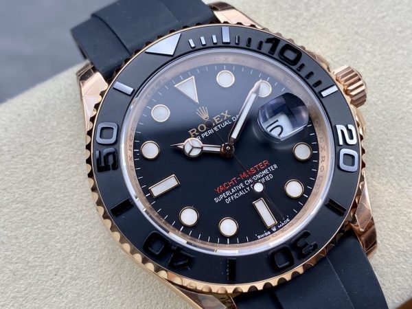 Yacht-Master 40mm Everose Black Dial Automatic Watch product image 2