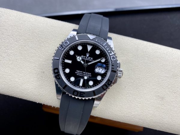 Yacht-Master 42mm Black Dial Steel Case & Rubber Strap product image 2