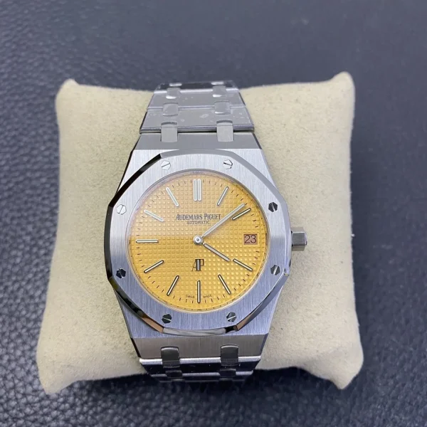 Audemars Piguet Royal Jumbo Oak Extra Thin — Configuration 02 product image 1