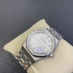 Audemars Piguet Royal Oak 67650 33mm — Configuration 01 – product image 1