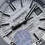 Audemars Piguet Royal Oak Offshore Diver 15703 — Configuration 02 – product image 1
