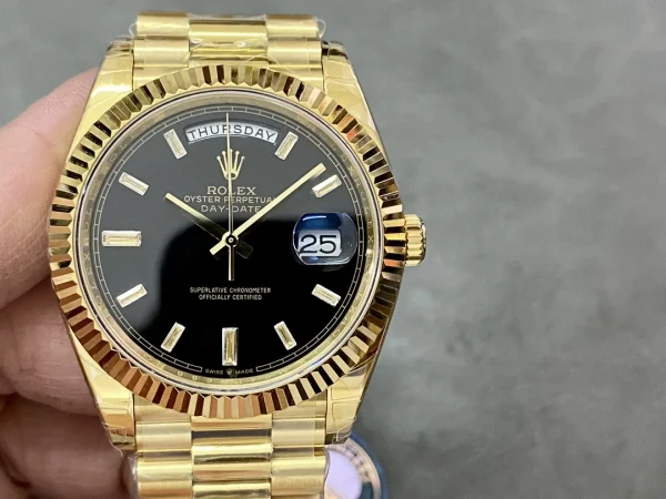 Day Date Rolex Weekly Journal 18K Yellow Gold Plated counter weight — Configuration 01 product image 1