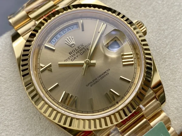 Rolex Day-Date 228235- 40 & 36 MM — Configuration 02 product image 2