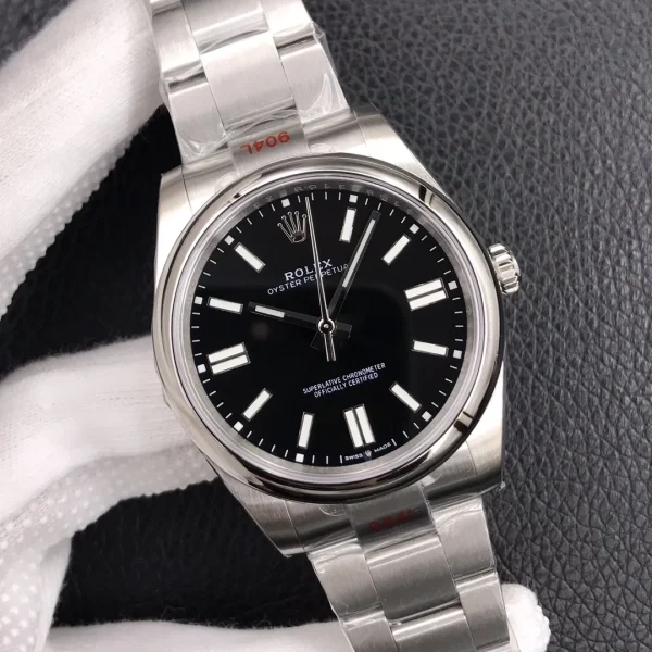 Rolex Oyster Perpetual 41 black face 124300 product image 2