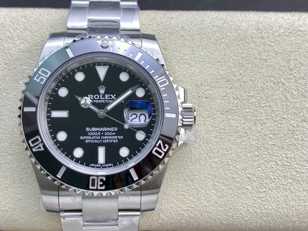 Rolex Submariner Date product image 1