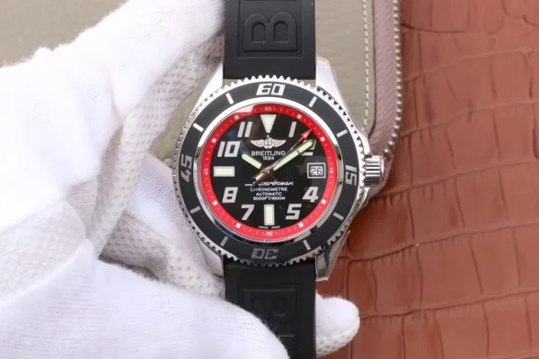 Breitling SuperOcean - 42mm — Configuration 03 product image 1