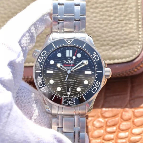 Omega Seamaster 300M CO-AXIAL Master Chronometer product image 2