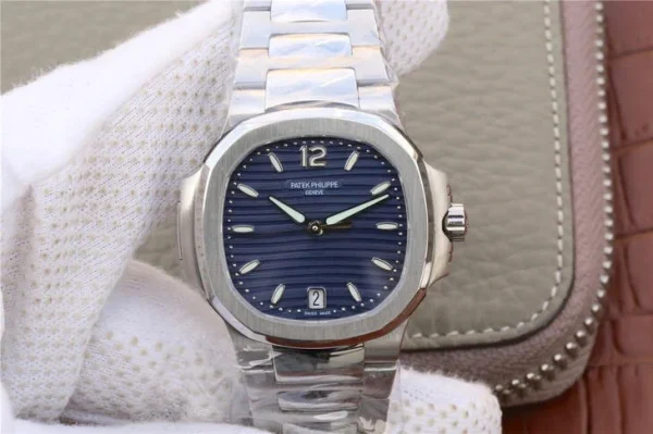 Patek Philippe Nautilus 5711/1R — Configuration 04 product image 1