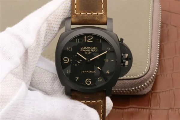 Panerai Luminor PAM441 GMT 1950 product image 1