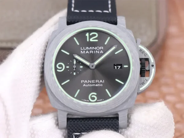 Panerai Luminor PAM 1118 — Configuration 02 product image 1
