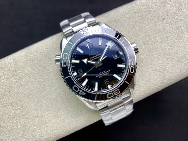 Omega Seamaster Seahorse 600m Medium product image 1