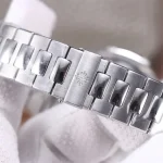 Patek Philippe Nautilus 5712/1A-001 — Configuration 03 – product image 1