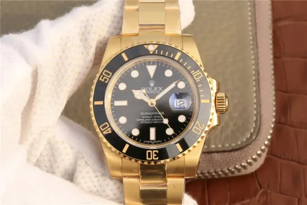 Submariner-date 126618 18K yellow-gold — Configuration 02 product image 1