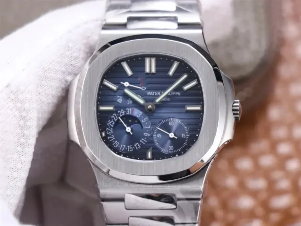 Patek Philippe Nautilus 5712/1A-001 — Configuration 03 product image 1