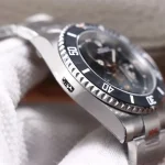 Submariner (No Date) 114060-APP – product image 1