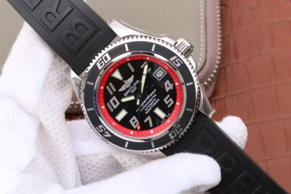 Breitling SuperOcean - 42mm — Configuration 03 product image 2