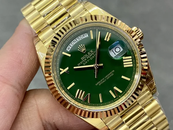 Day Date Rolex Weekly Journal 18K Yellow Gold Plated counter weight — Configuration 02 product image 2
