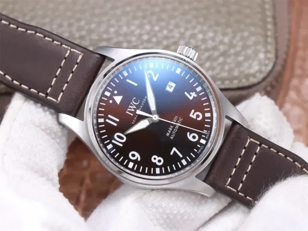 World Pilot Mark XVIII watch — Configuration 02 product image 2