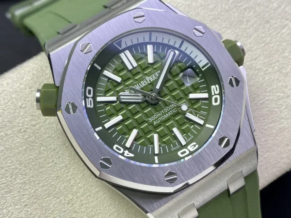 Audemars Piguet Royal Oak Offshore Diver product image 1