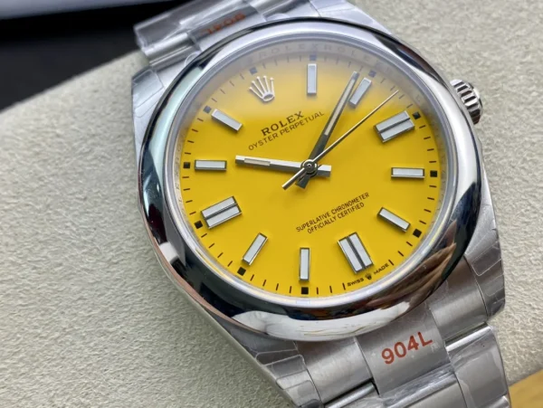 Rolex Oyster Perpetual 41 Turquoise Tiffany Blue Dial 124300 product image 2
