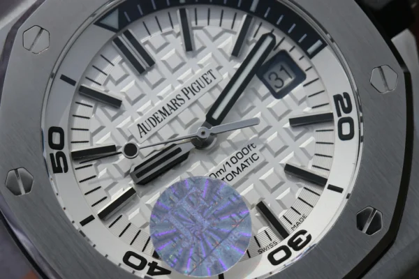 Audemars Piguet Royal Oak Offshore Diver 15703 — Configuration 01 product image 2