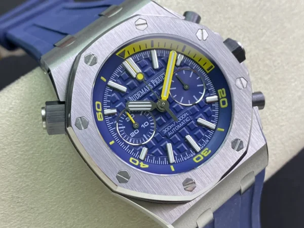 Audemars Piguet Royal Oak Offshore Diver Chronograph 26470ST product image 2