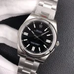 Rolex Oyster Perpetual 41 black face 124300 – product image 1
