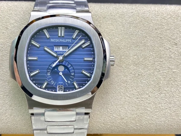 Patek Philippe Nautilus Annual Calendar 5726 — Configuration 01 product image 1