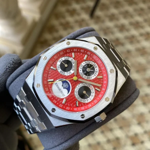 Audemars Piguet Royal Oak "Grande Tapisserie" chronograph 26574 product image 2