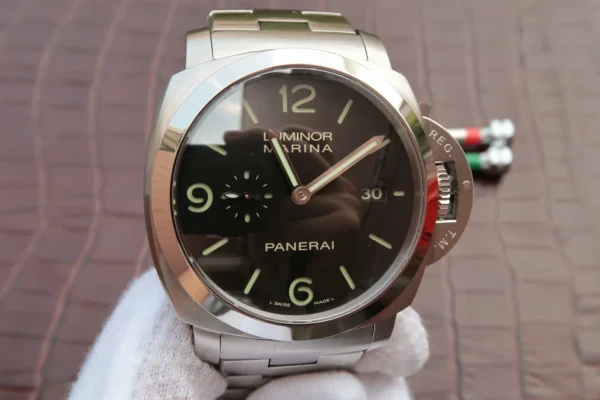 Panerai Luminor PAM0328 product image 2