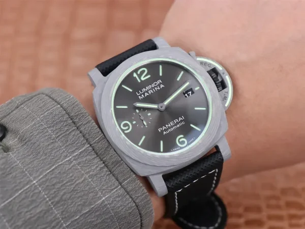 Panerai Luminor PAM 1118 — Configuration 02 product image 2