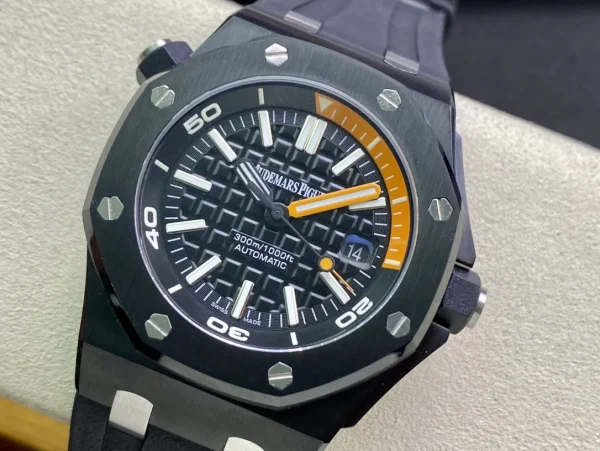 Audemars Piguet Royal Oak Offshore Diver 15710 — Configuration 04 product image 2