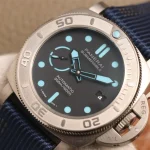 Panerai Luminor Submersible PAM 00984 – product image 1
