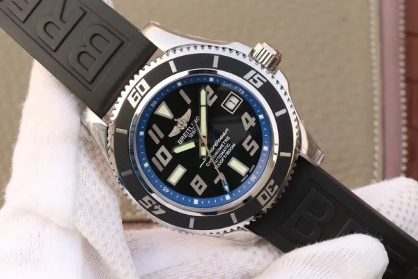 Breitling SuperOcean - 42mm — Configuration 02 product image 2
