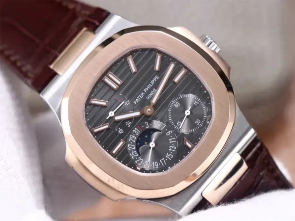 Patek Philippe Nautilus 5712/1A-001 — Configuration 05 product image 2