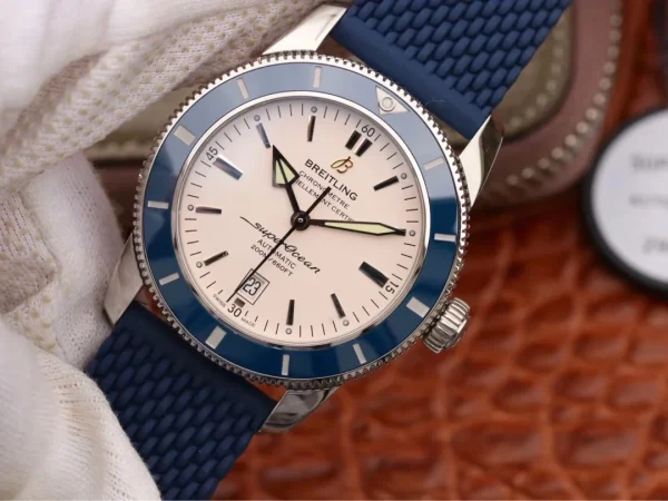 Breitling SuperOcean Heritage — Configuration 02 — Reference RSC-19722 product image 2