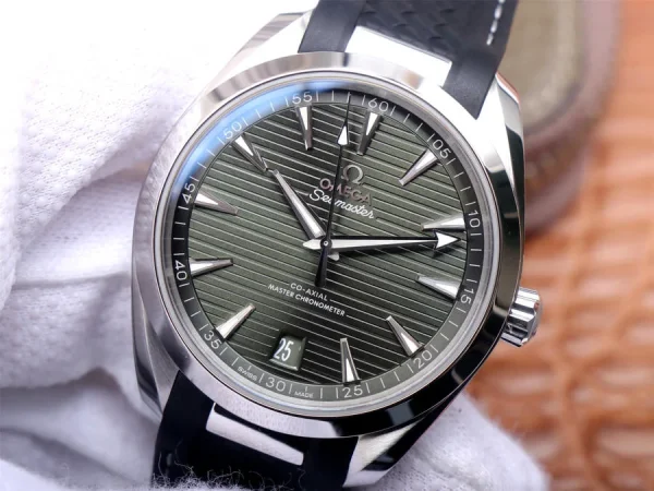 Omega Seamaster Aqua Terra CO-AXIAL SPECTRE — Configuration 01 product image 2