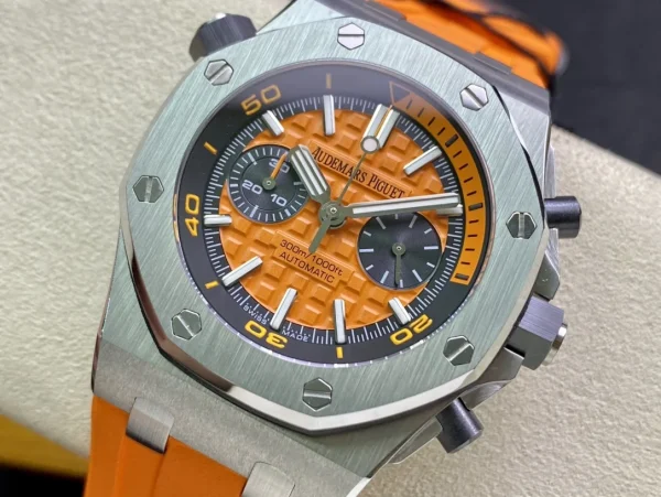 Audemars Piguet Royal Oak Offshore Diver 26470ST product image 2