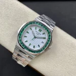 Patek Philippe Nautilus 5711 diamond-studded — Configuration 02 – product image 1