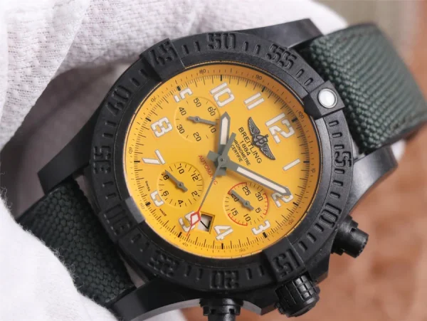 Breitling Chronomat B01 Blacksteel product image 2
