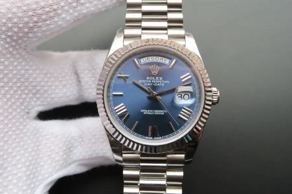 Rolex Day-Date 228239 - 40mm — Configuration 04 product image 1