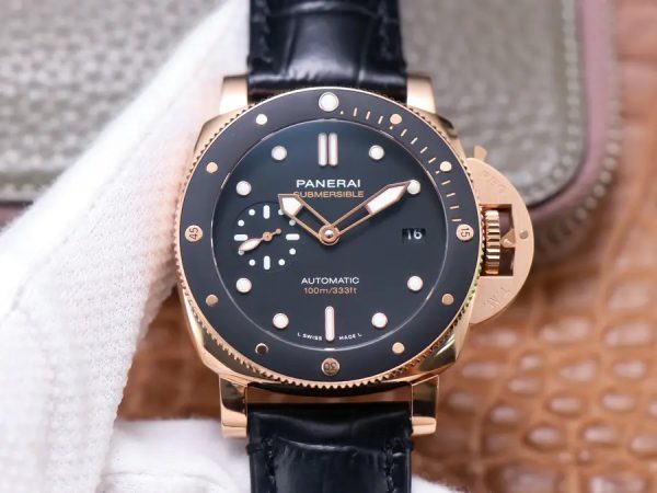 Panerai Luminor Submersible 3 days PAM684 Rose Gold product image 1