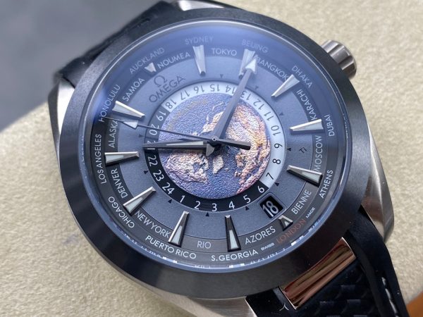 Omega Seamaster Universal Time 220.92.43.22.99.001 product image 2