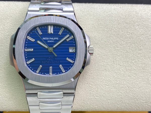 Patek Philippe Nautilus 40th Anniversary Platinum Edition (Ref. 5711/1P) product image 1